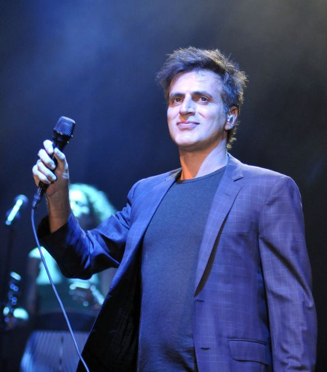 Zerrin Özer'den flaş karar! 64 yaşındaki şarkıcı "Sakın çok kızmayın olur mu?" diyerek açıkladı! - Resim: 2