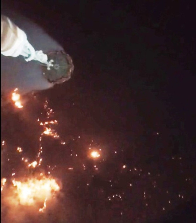 Aydın'da orman yangını: Gece görüşlü helikopterler bölgeye sevk edildi - Resim: 0