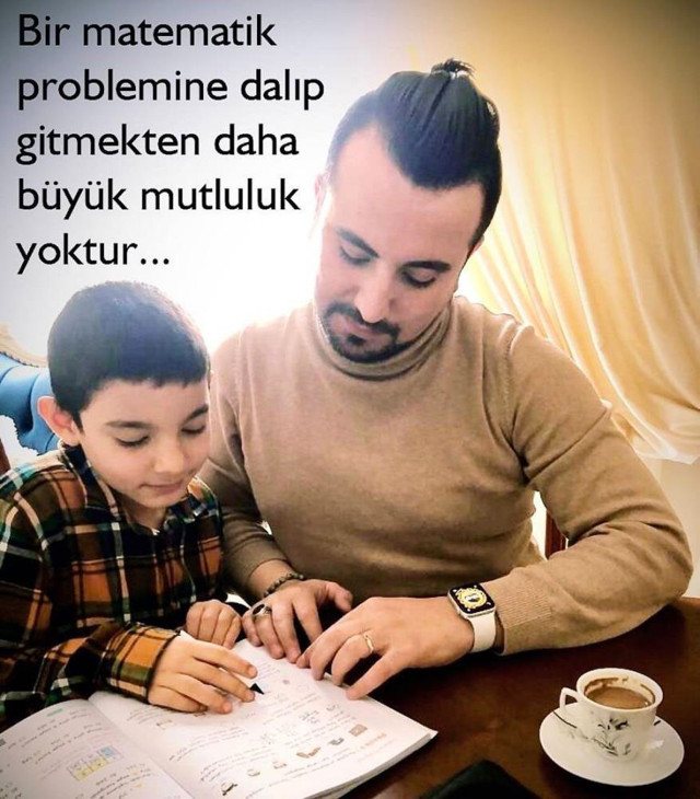 Depremde 92 öğrencisini kaybetti 'çok dramatik hikayeler var' deyip anlattı - Resim: 0