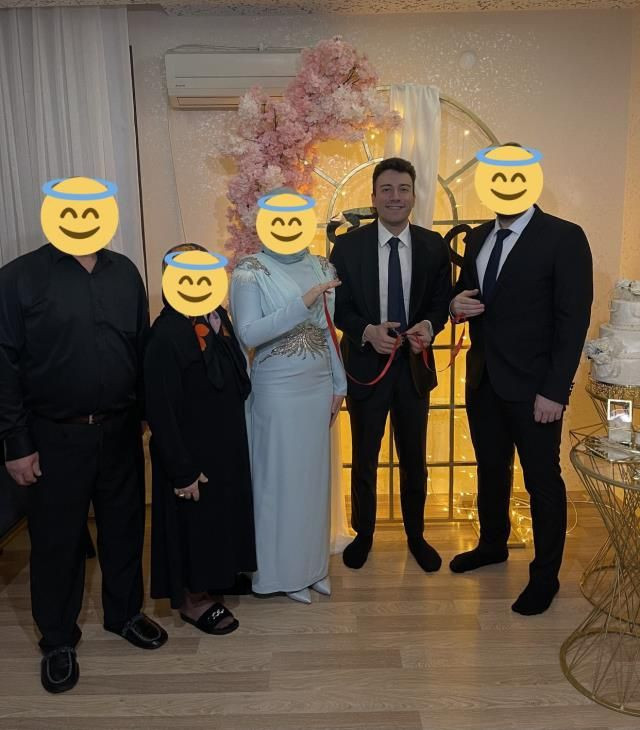 Enes Batur'un kadın takipçisi istedi kırmadı isteme töreninde eğlenceli anlar - Resim: 4