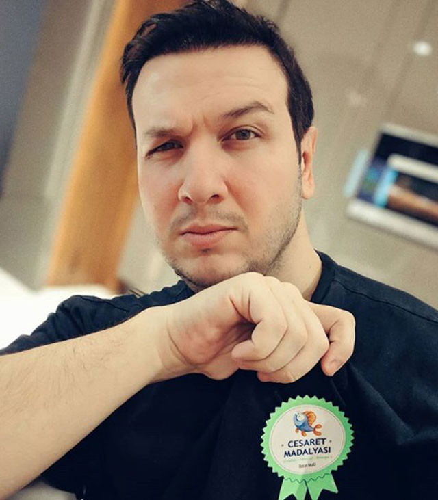 Şahan Gökbakar, Kıvanç Tatlıtuğ ve Tolgahan Sayışman'ı fena ti'ye aldı! - Resim: 1