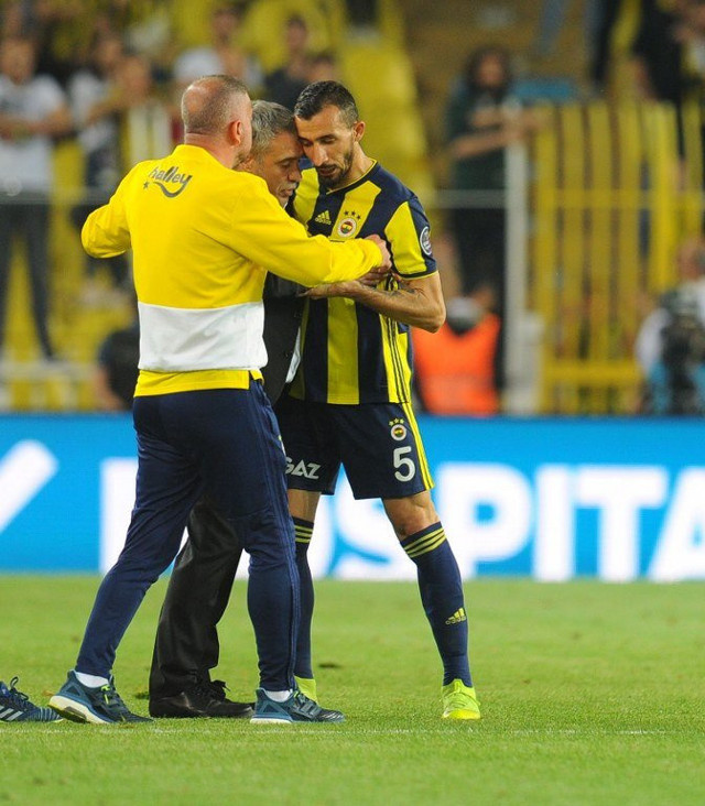 Fener taraftarı üstünü çizmişti! Mehmet Topal'ın yeni takımı belliyor - Resim: 0