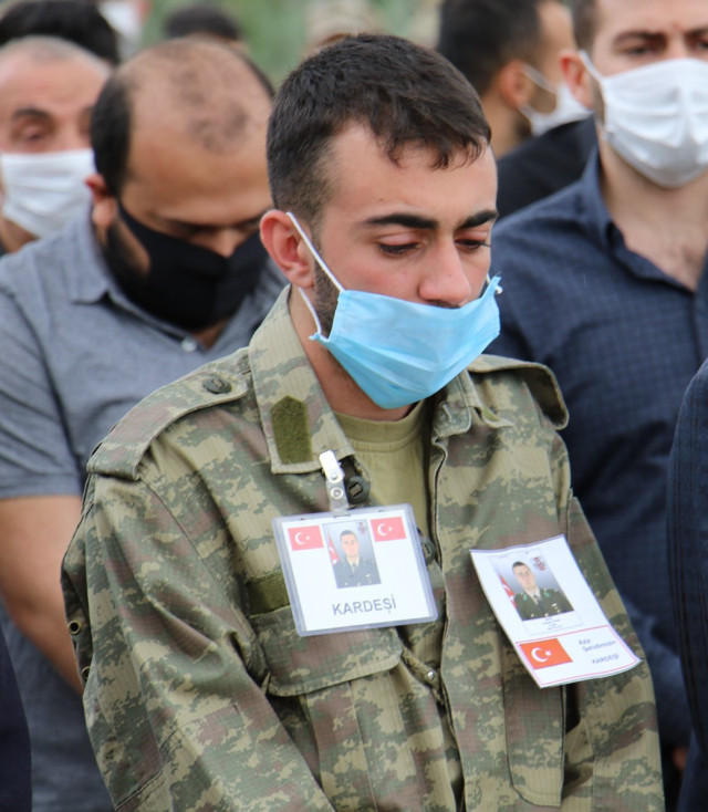 İdlib şehidi Teğmen Canberk Tatar memleketi Elazığ'da toprağa verildi - Resim: 0