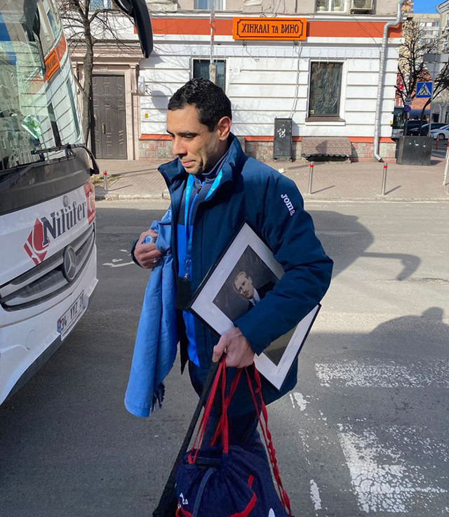 Türkiye'nin Kiev Büyükelçiliği tahliye edildi! Atatürk portresini bırakmadı - Resim: 0