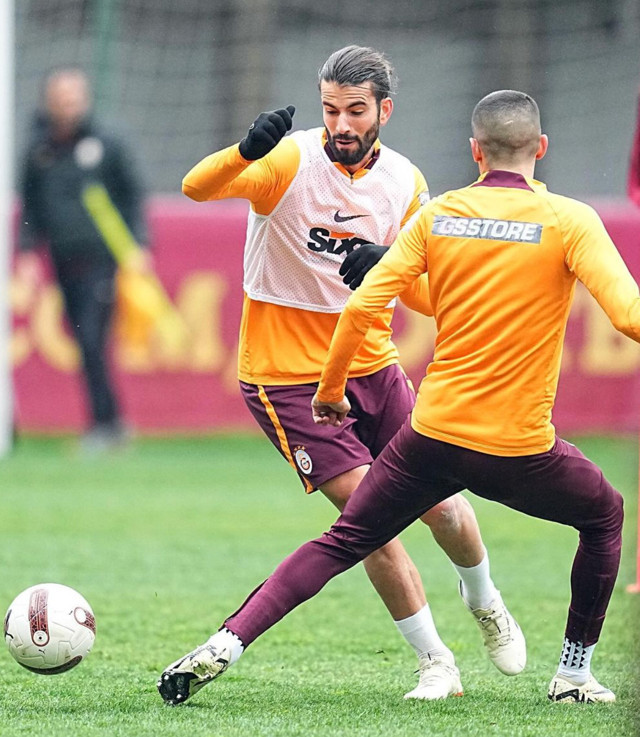 Galatasaray'da ayrılık! Yunan basını duyurdu: Sergio Oliveira, Olympiakos'a transfer oldu - Resim: 0