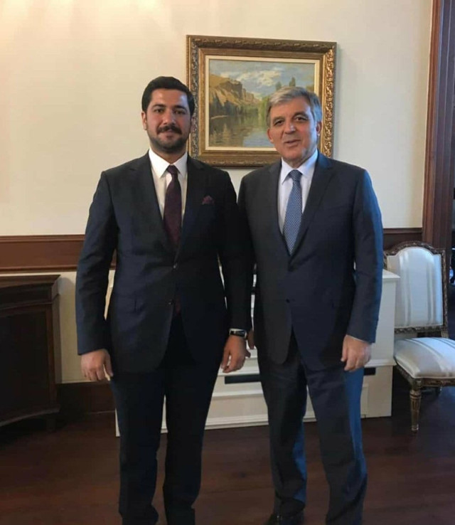 abdullah gül bıyıklarını kesti gül bıyıksız hali