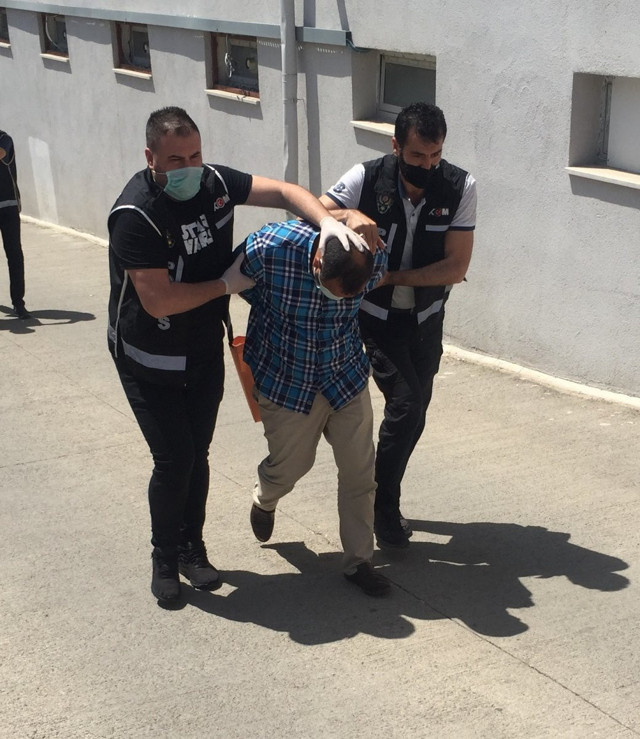 Adana merkezli 5 ile silah kaçakçılığı operasyonu 4 zanlı tutuklandı - Resim: 0