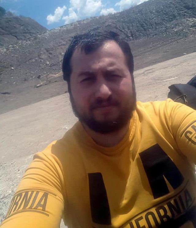 Samsun'da bisikletiyle işe giden şahsa otomobil çarptı - Resim: 1