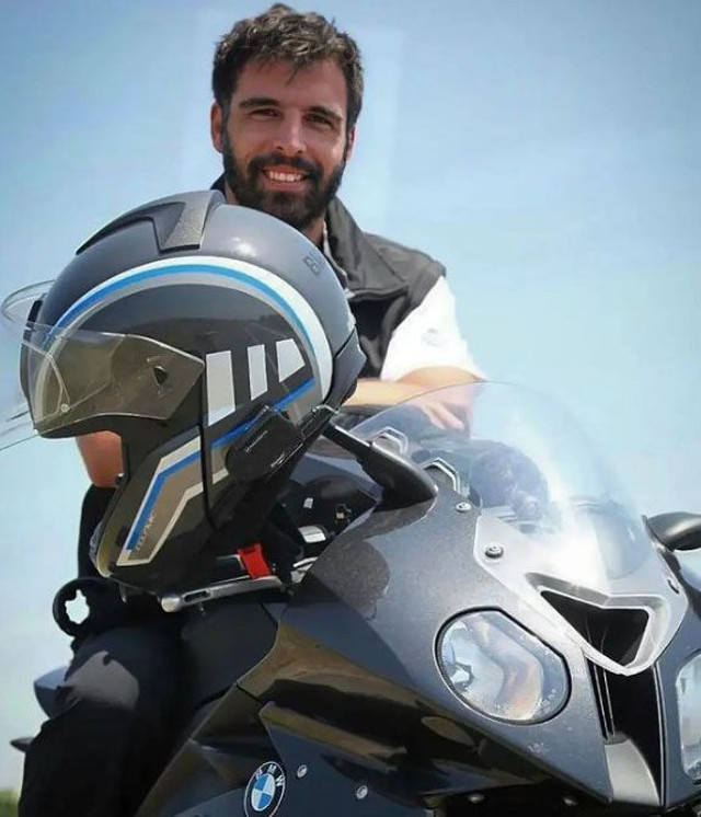 Adanalı'nın Maraz Ali'si Mehmet Akif Alakurt'tan skandal paylaşım! "Döver, bayıltır, sen uyurken de..." - Resim: 1