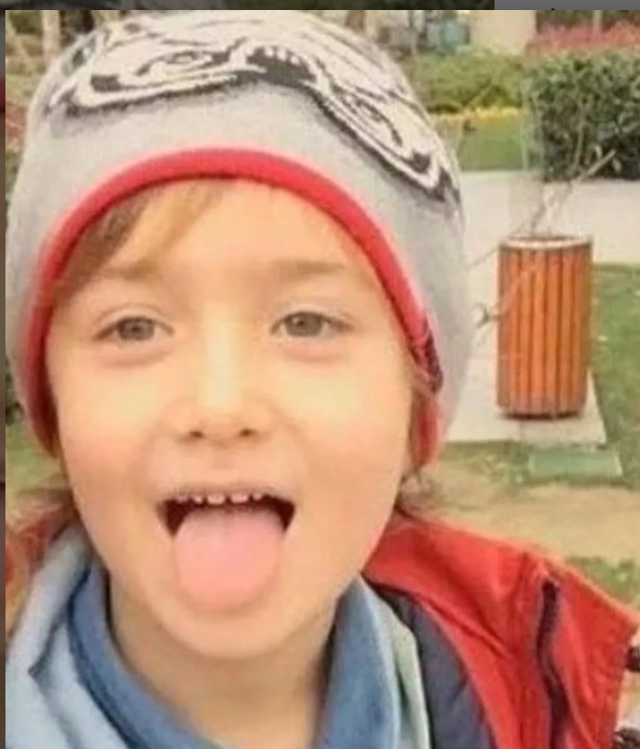 Gamze Özçelik'in kardeşi Meltem'i görenler şaşkınlık yaşadı ablasının yolundan gitti! - Resim: 0