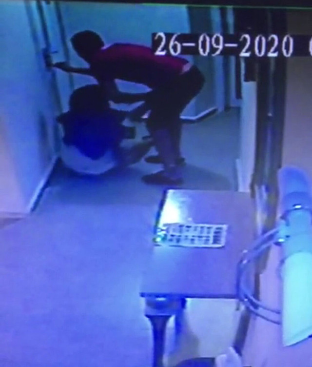 Muğla'da iğrenç olay! Kucağına alıp odasına götürdüğü kadına cinsel saldırıda bulundu - Resim: 0