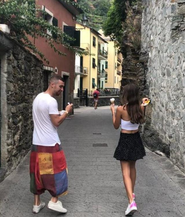 Oğulcan Engin'in yeni tarzı! Yine çok konuşulacak - Resim: 3