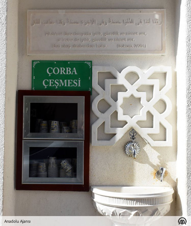 Kırıkkale'deki bu caminin çeşmesinden çorba akıyor - Resim: 0