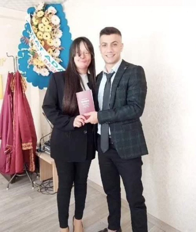 Berfin Özek yüzüne asit atan eski erkek arkadaşıyla evlendi - Resim: 1