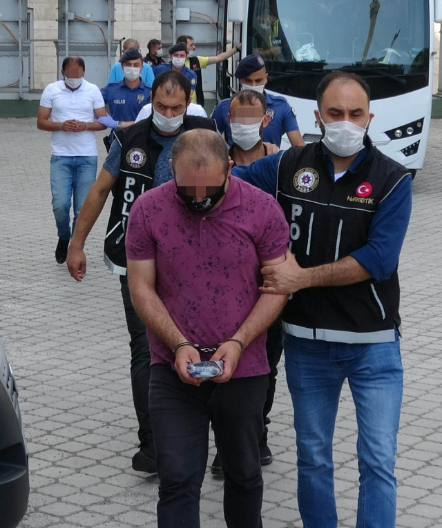 Samsun merkezli 'Torbacı' operasyonunda 26 gözaltı - Resim: 2