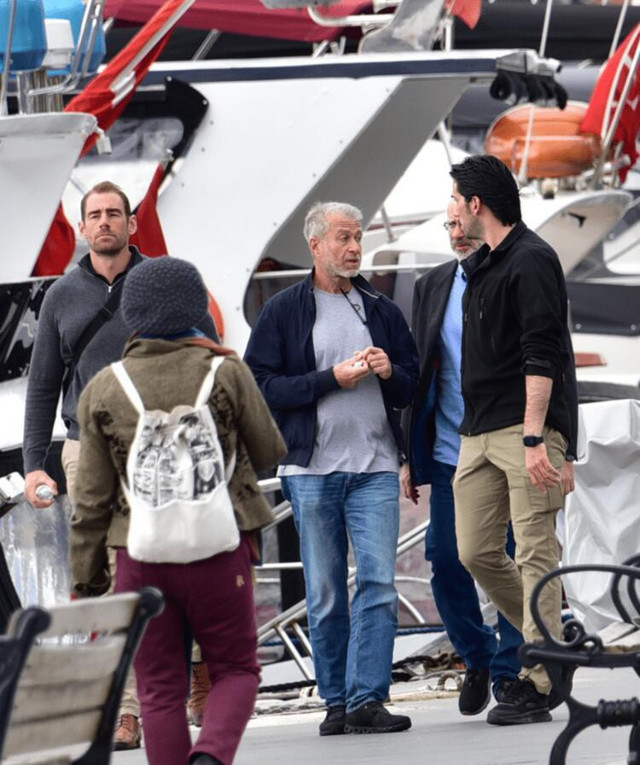 Rus oligark Roman Abramoviç İstanbul'da! Boğaz keyfi yarım kaldı! Türkiye'ye mi yerleşti? - Resim: 0