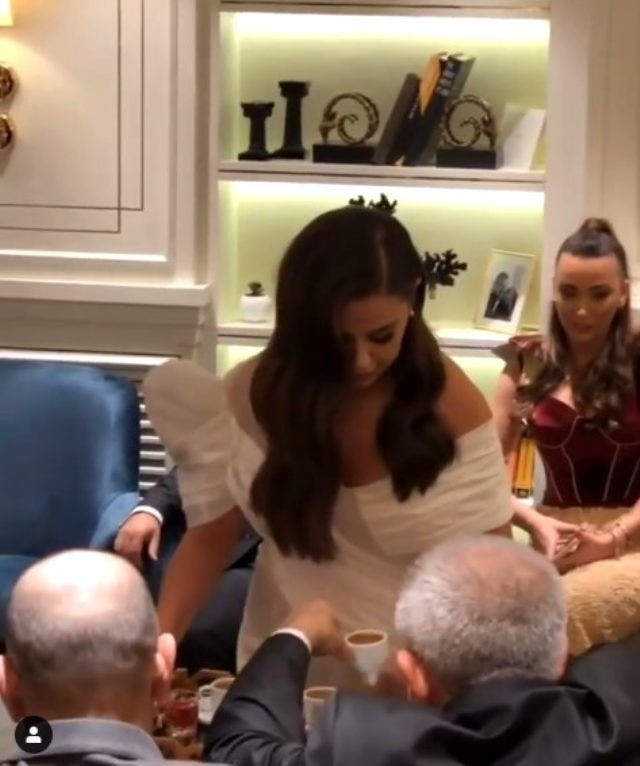 Merve Özbey ve Kenan Koçak nişanlandı o detay herkesi şaşırttı - Resim: 3