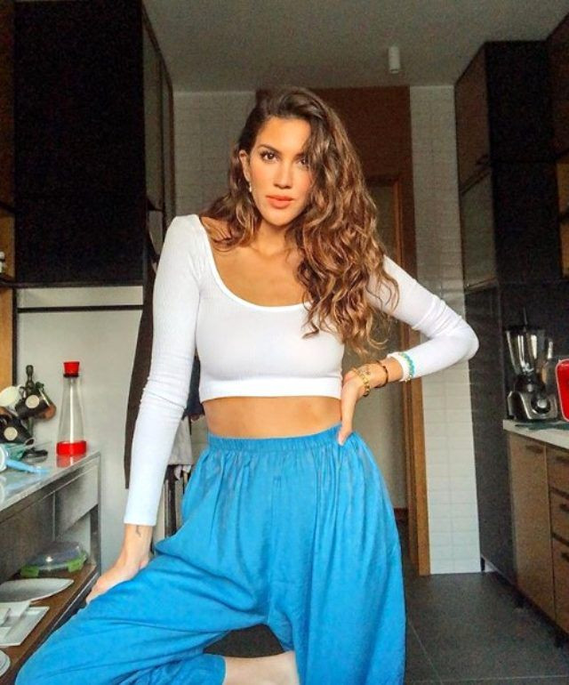 Arda Türkmen'in sevgilisi kendisinden 15 yaş küçük fenomen Melodi Erbirliler çıktı - Resim: 3