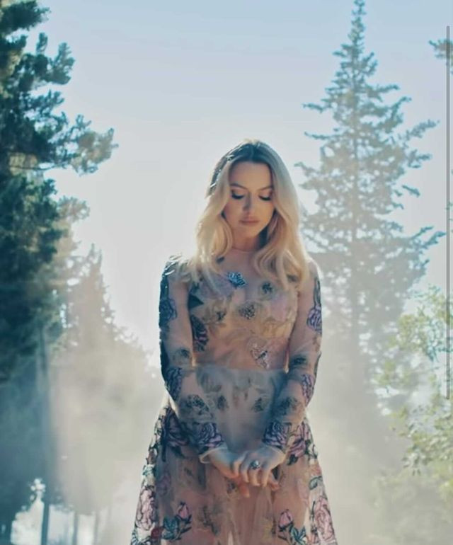 Hadise yeni şarkısı 'Hay Hay' klibi yayınlandı! Kaan Yıldırım'a mesaj gibi sözler... - Resim: 3