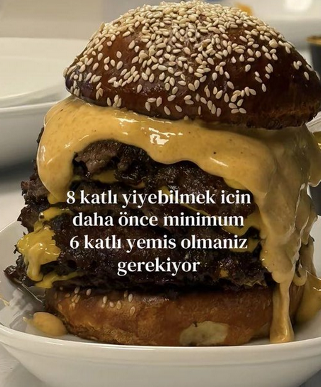Şifre olmayanı içeri almıyorlar! Fiyatı 1488 TL olan ünlü hamburgerciye Bakanlık incelemesi - Resim: 0