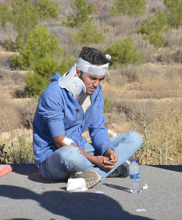 Karaman'da minibüs devrildi: 1 ölü, 10 yaralı - Resim: 2