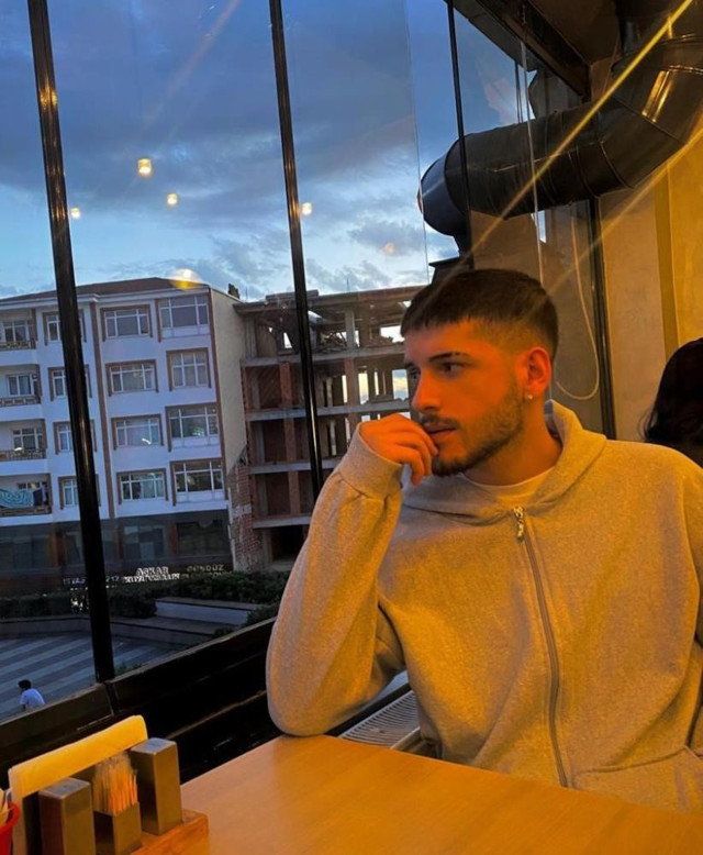 İstanbul'da korkunç cinayet! 23 yaşındaki oğlunu öldüren baba kayıplara karıştı - Resim: 2