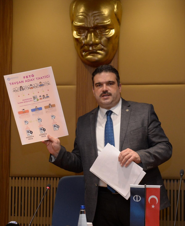 Anadolu Üniversitesi Rektörü Çomaklı FETÖ'nün ‘tavşan aday’ taktiğini deşifre etti - Resim: 0