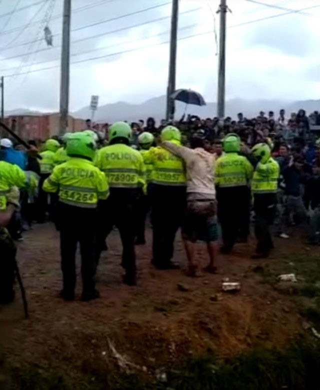 Whatsapp mesajı ölüm getirdi! 150 kişi linç etti - Resim: 3