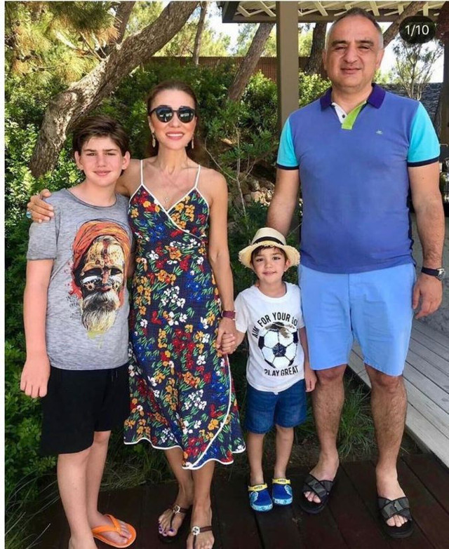 Pervin Ersoy kimdir Bakan Mehmet Nuri Ersoy'un eşi aslen nereli mesleği ne? - Resim: 1