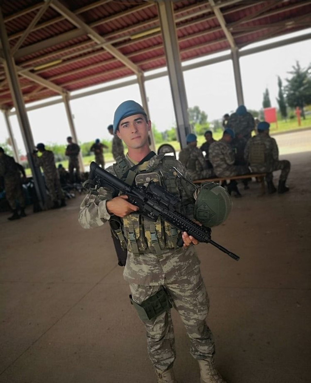 Uzman Çavuş İbrahim Tüzel İdlib şehidinin haberi Mersin'e ulaştı - Resim: 1