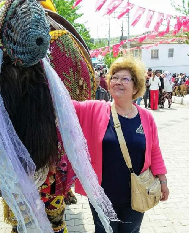 1.5 ay önce boşandığı eşini bıçaklayarak öldürdü - Resim: 0