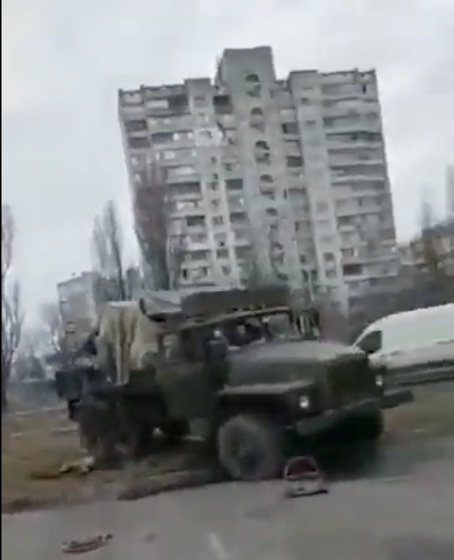 Rusya durmuyor, Kiev'de sokak çatışmaları başladı! Halka 'molotof hazırlayın' çağrısı - Resim: 2