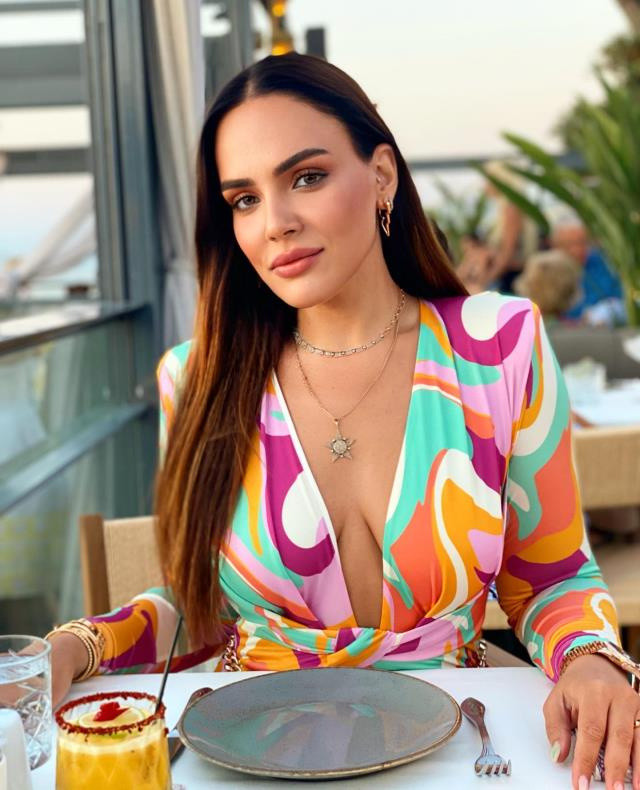 Buket Aydın 11 kiloyu verince taytıyla incecik fiziğini gösterdi! Son halini gören inanamıyor - Resim: 1