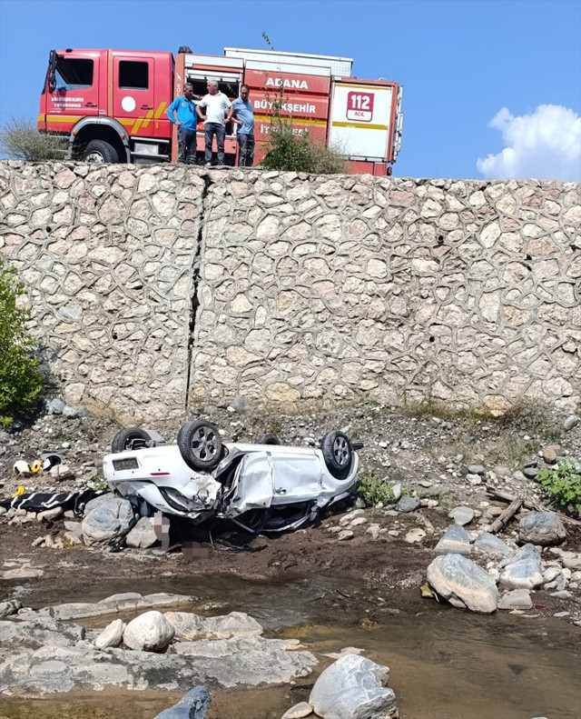 Adana'da kaza! Dere yatağına devrilen araçta 2 kadın öldü - Resim: 0