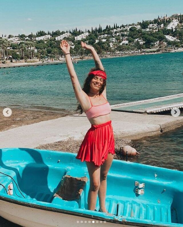 Aslı Bekiroğlu oyuncularla fena dalga geçti Instagram'dan paylaştı - Resim: 4