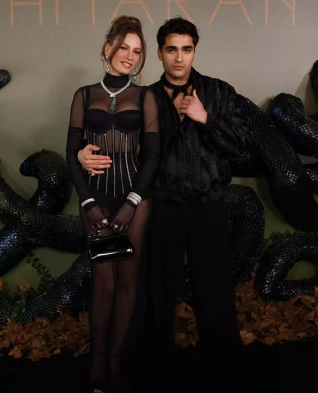 Serenay Sarıkaya, Mert Ramazan Demir’e sahip çıktı! Muhabire şok tepki: "Sana yedirmeyeceğim" - Resim: 2