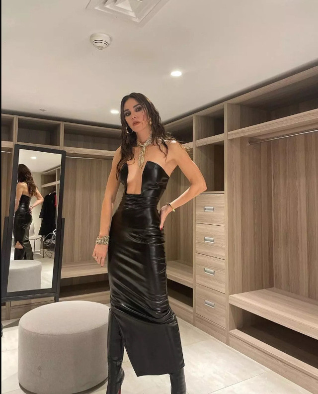 Aşk iddialarına canlı yayında cevap verdi: Sinan Akçıl'dan Defne Samyeli itirafı! - Resim: 1