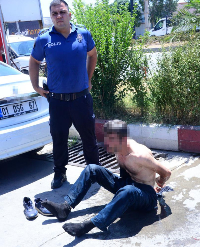 Adana’da sevgili dehşeti: Genç kadını rehin alıp, boğazına bıçak dayadı! - Resim: 2