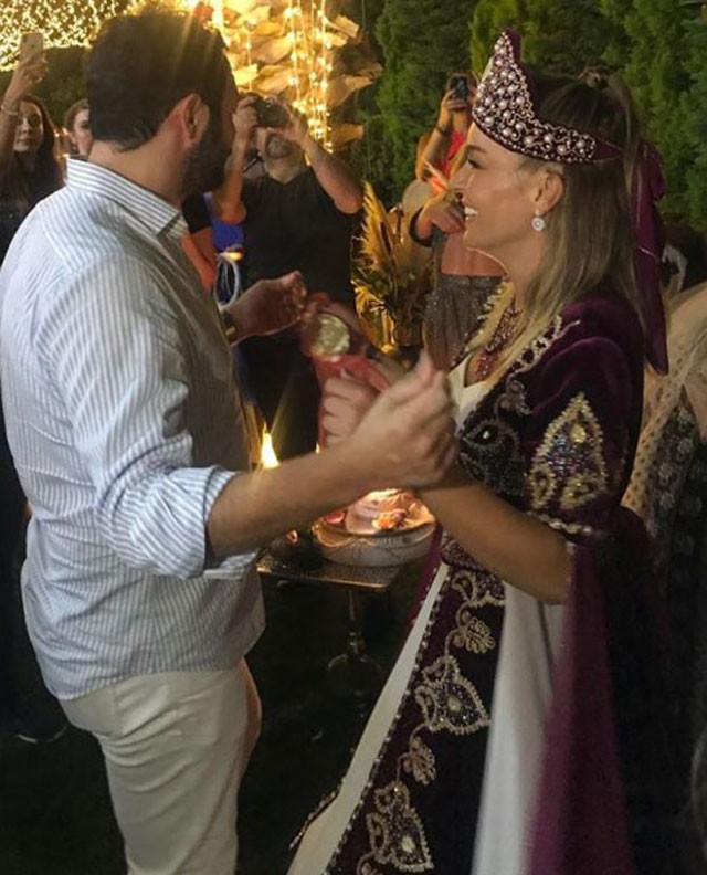 Bengü gelinin olağanüstü kınası! Servet harcadılar - Resim: 4