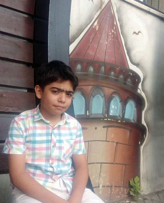 İstanbul'da 12 yaşındaki çocuk okulda öldü! Acılı anne: Sağlam gönderdim ölüm haberi geldi - Resim: 1