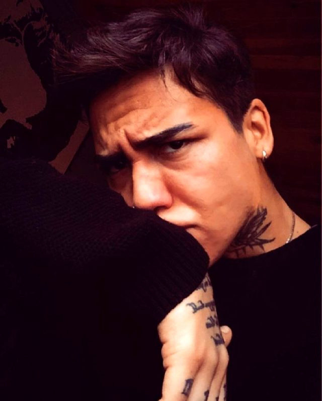 Cinsiyet değiştiren İşte Benim Stilim Neslihan yeni sevgilisiyle paylaştı sakallı imajı olay! - Resim: 3