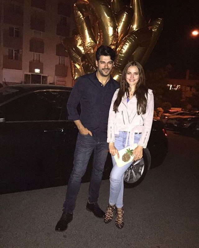 Burak Özçivit kesenin ağzını açtı Fahriye Evcen'e dudak uçuklatan hediye!  - Resim: 3