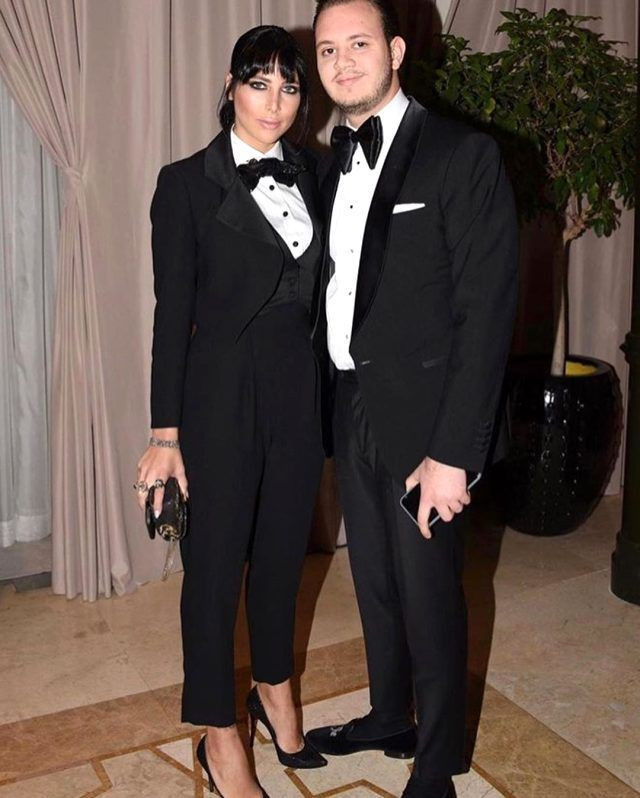 Zehra Çilingiroğlu Gülnur Güneş'in düğününde garsona benzetildi kınada büyülemişti - Resim: 4