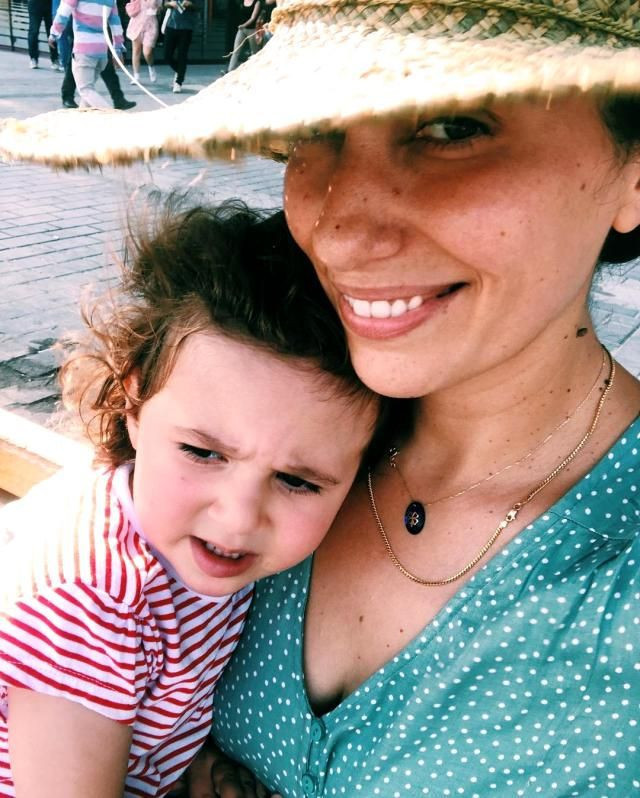 Masumlar Apartmanı yıldızı Esra Ruşan tek celsede boşandı velayet annede kaldı - Resim: 4