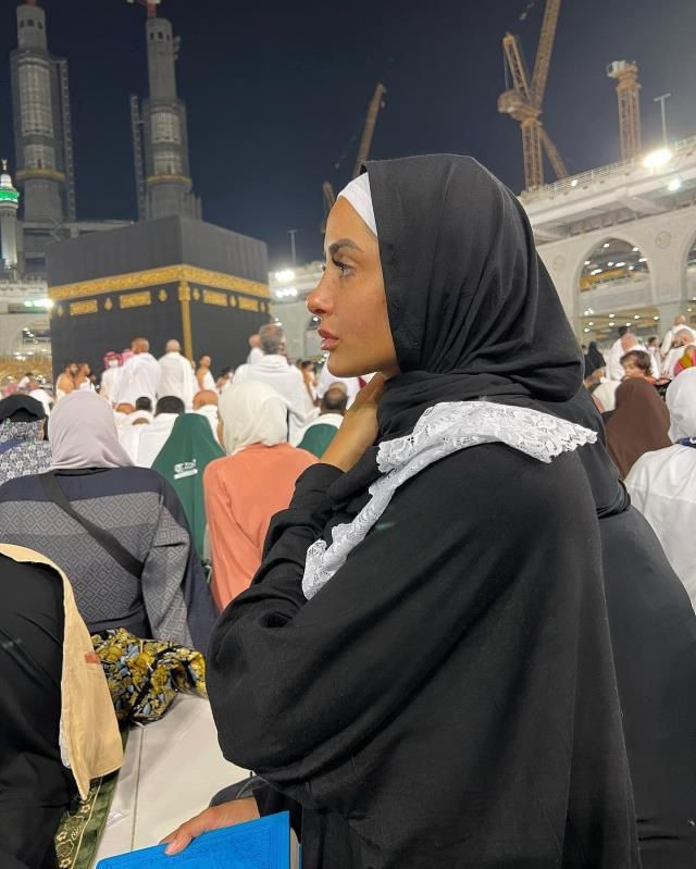 Kabe'de kelime-i şehadet getirdi! Ünlü model Müslüman oldu! - Resim: 3