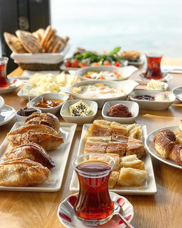 Çengelköy Börekçisi Türkiye'nin en favori börekçisi oldu - Resim: 1