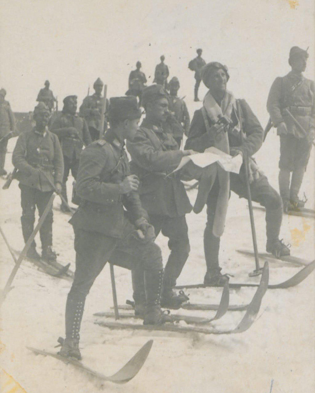 Bakanlık Sarıkamış Harekatı'na katılan askerlerin tarihi fotoğraflarını paylaştı - Resim: 1