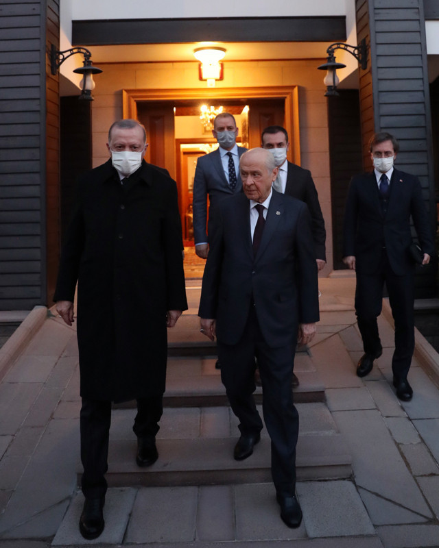 Cumhurbaşkanı Erdoğan'dan Bahçeli'ye evinde ziyaret - Resim: 1