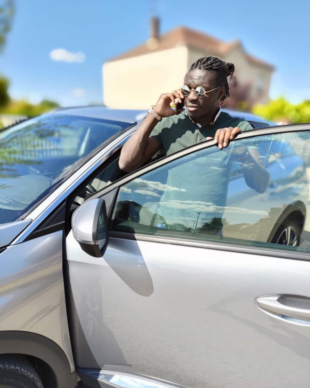 N'Sakala'dan Emre Belözoğlu'na olay gönderme - Resim: 1