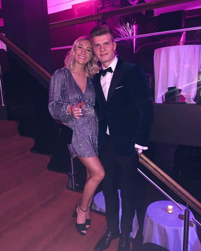 Sörloth'un kız arkadaşından Fenerbahçeli taraftara yanıt - Resim: 1